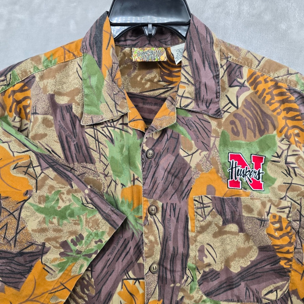 Nebraska Huskers Boggy Creek Apparel Button Up Shirt Mens Large‎ Camo NCAA